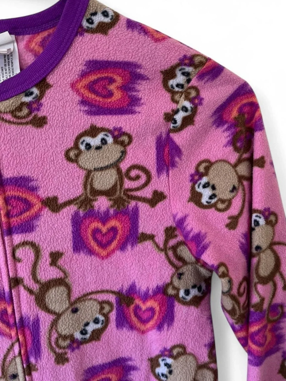Girls Medium One Piece Fleece Sleeper Playful Monkey Hearts Graphic Footless GUC